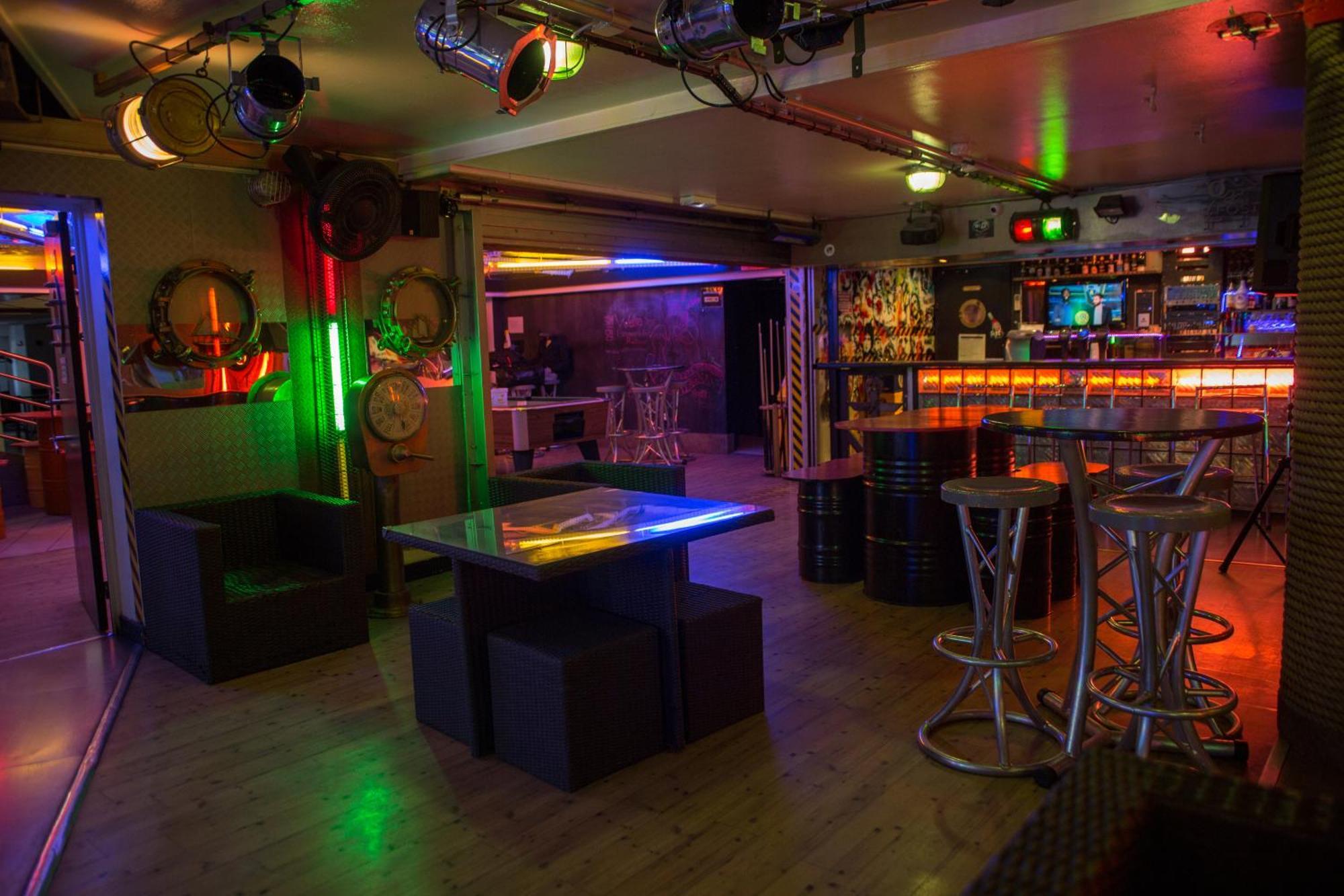 Hostel Hi Le D'artagnan